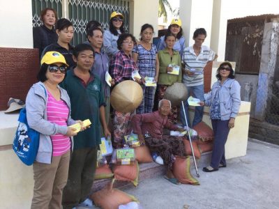 Tết VINAHF cho người nghèo tại Cam Ranh Tết VINAHF cho người nghèo tại Cam Ranh